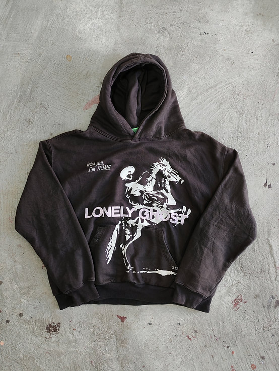 6632c2_53874cca4e78453baac6bfc8e183e15f~mv2 Lonely Ghost - Imagen 1