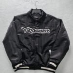 Chaqueta de Satín Rocawear Talla L/XL (overzice)