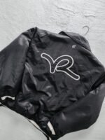 Chaqueta de Satín Rocawear Talla L/XL (overzice) - Imagen 2