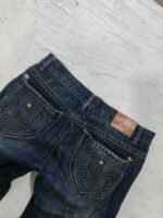 Standar Vaqueros Diseño de Lirios 36x32 - Imagen 5