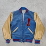 VARSIY JACKET VINTAGE AZUL Y CREMA TALLA S