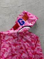 HOODIE BAPE SHARK CAMO ROSA TALLA M - Imagen 4