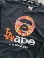 SUDADERA BAPE X LA DODGERS NEGRA TALLA M - Imagen 5